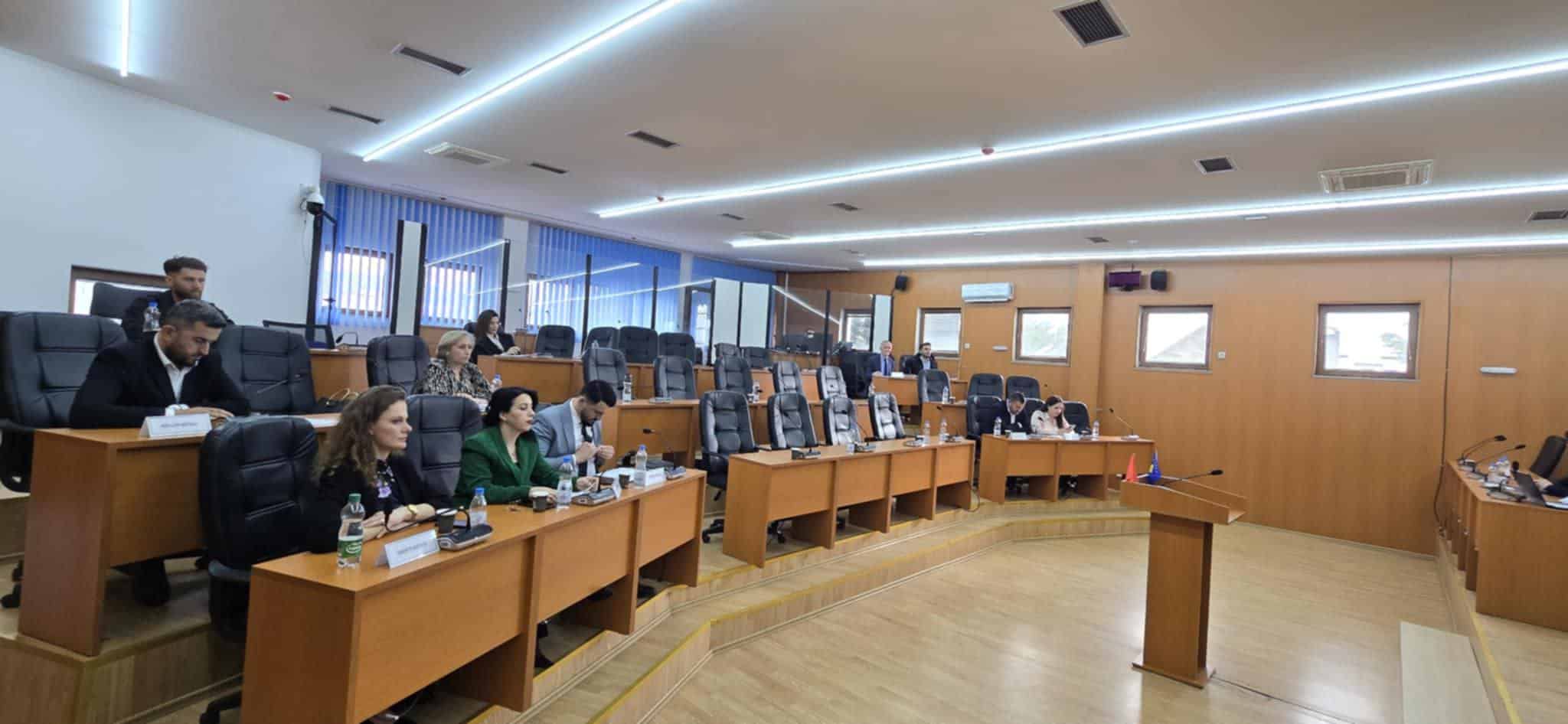 Në mbledhjen e tretë të Kuvendit të Shtimes, votohen vendime të rëndësishme për zhvillimin e qytetit
