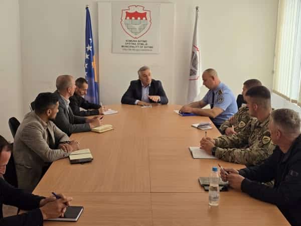 Këshillit Komunal për Siguri në Bashkësi mban mbledhje të jashtzakonshme