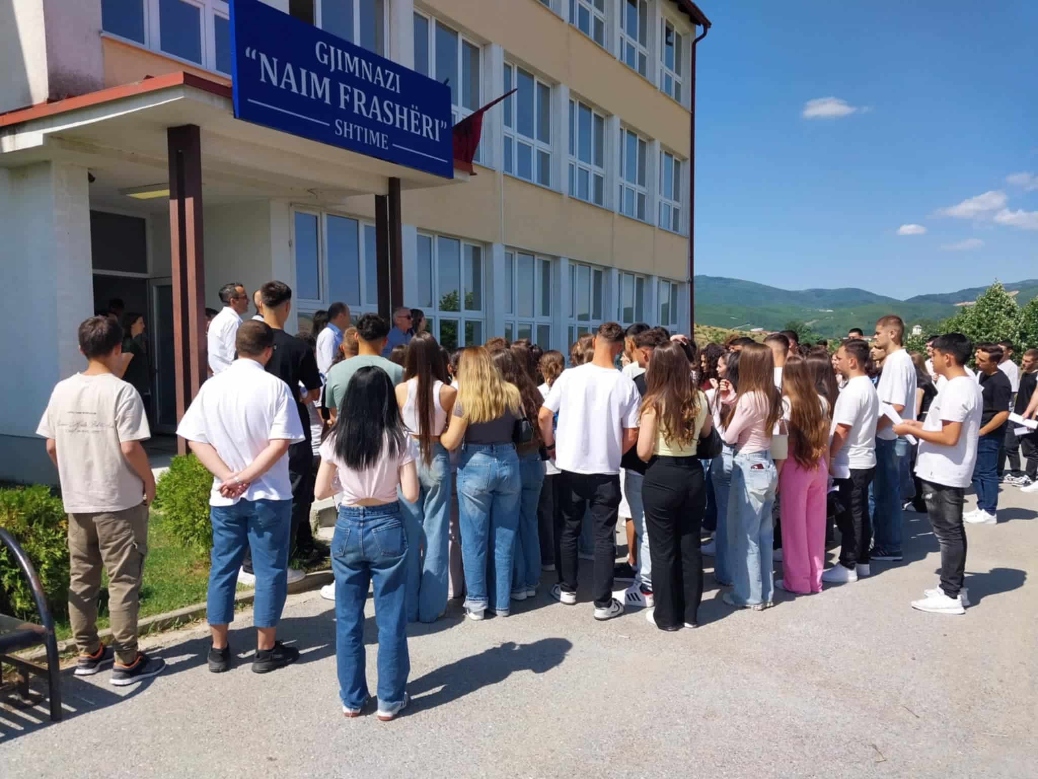 Mbahet Provimi i Maturës Shtetërore