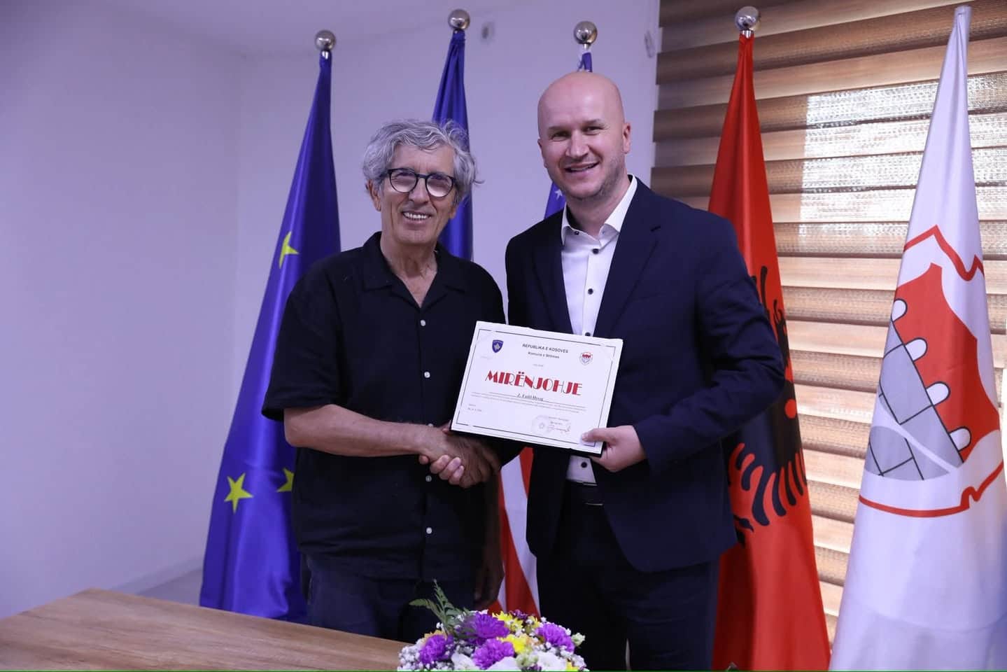 Regjisori i njohur Fadil Hysaj nderohet me çmimin “Nderi i Qytetit”