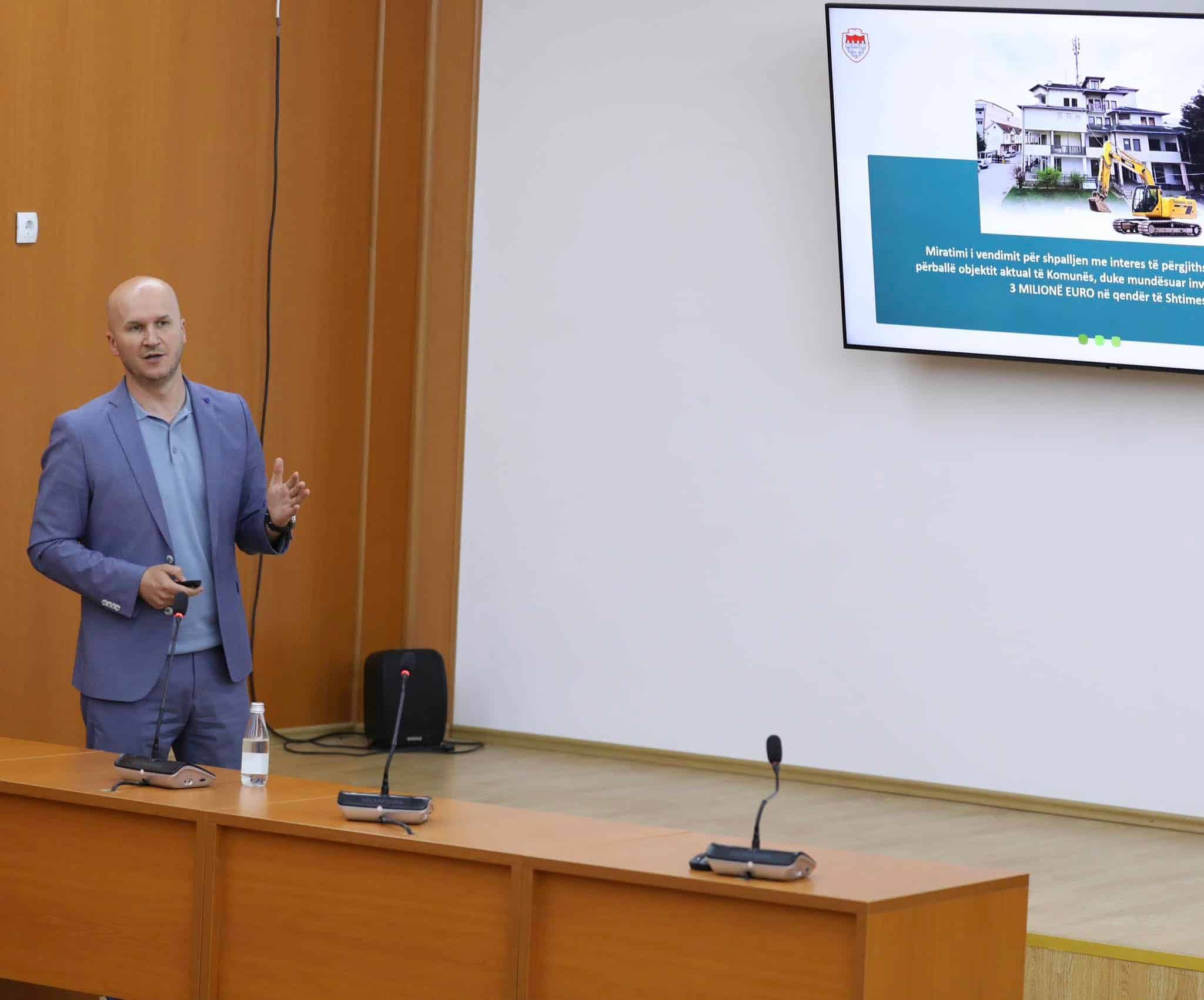 Mbi 50 milionë euro investime për Shtimen, Kryetari Aliu prezanton arritjet e gjashtëmujorit